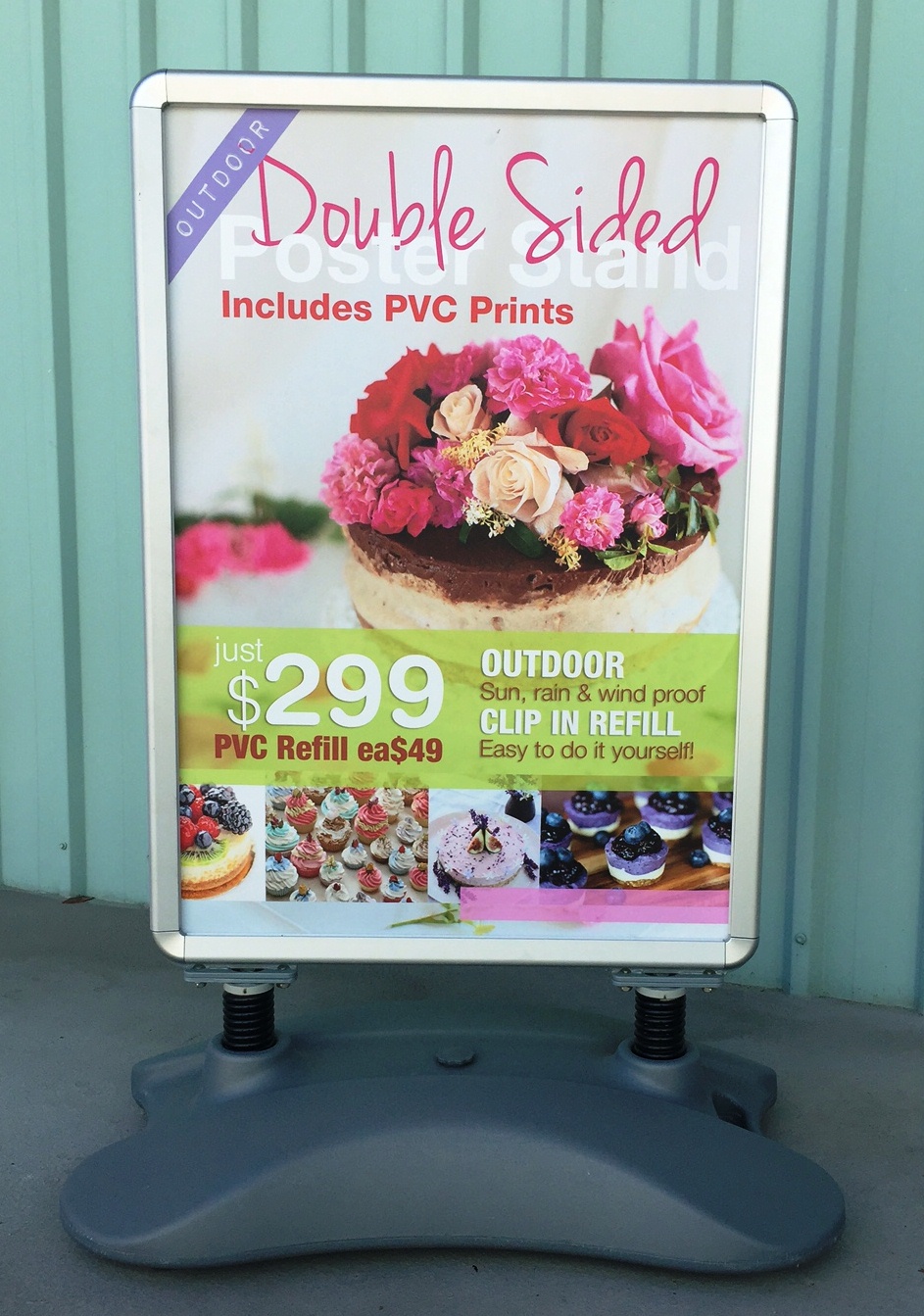 Economy pull up banner print with latex ink on large format